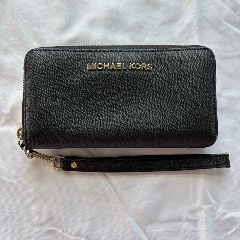 Michael Kors Black Wristlet Wallet